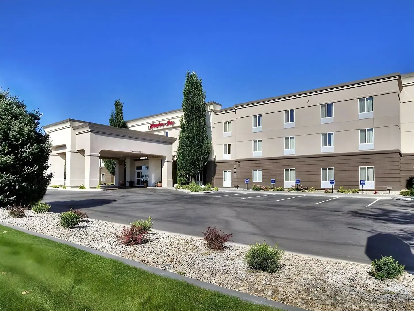 Hampton Inn Twin Falls EXTERIOR