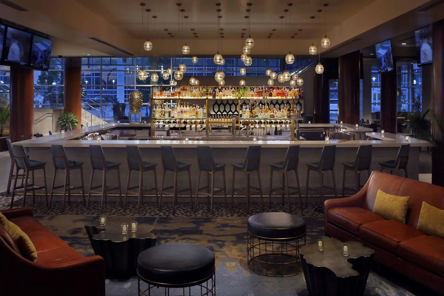 Hilton Omaha Bar