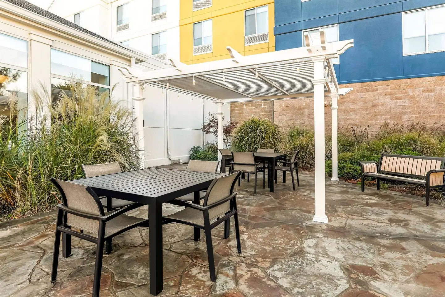 Hilton Garden Inn Tulsa South Terrasse