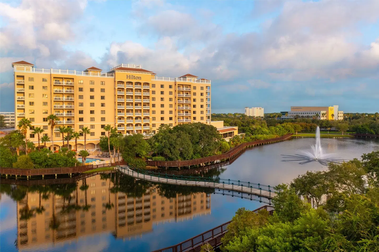 Hilton St. Petersburg Carillon Park EXTERIOR