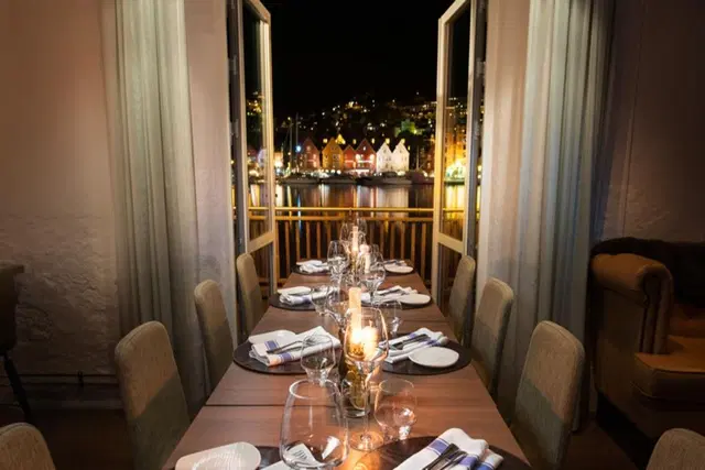 Clarion Hotel Admiral Restaurant