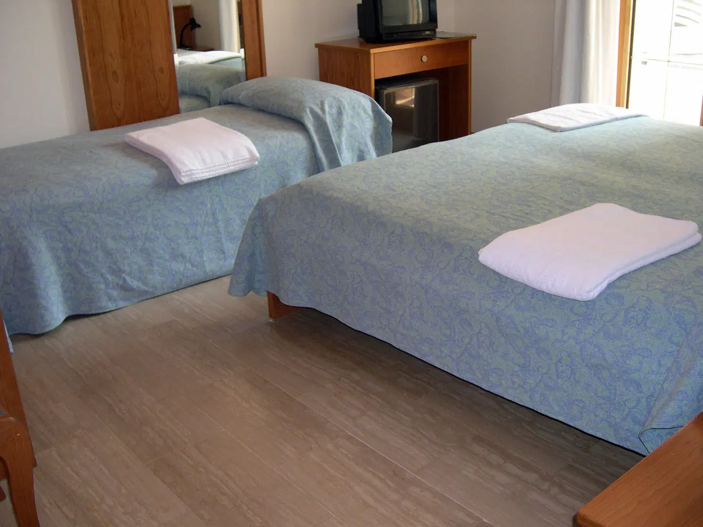 Columbus ROOM_EXAMPLE