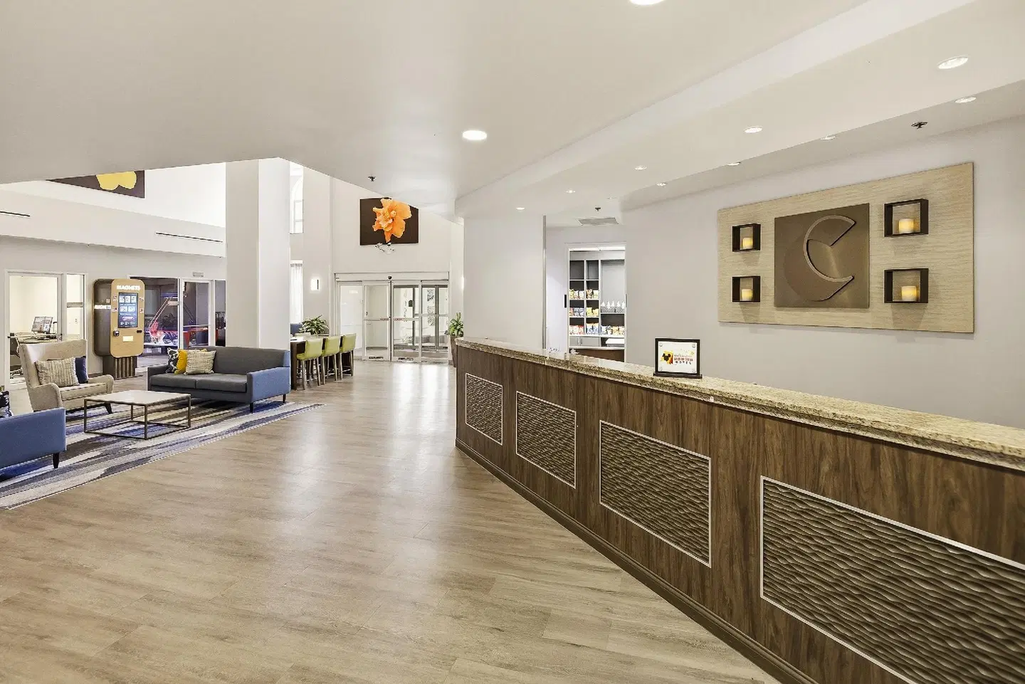 Comfort Suites Maingate East LOUNGE_LOBBY