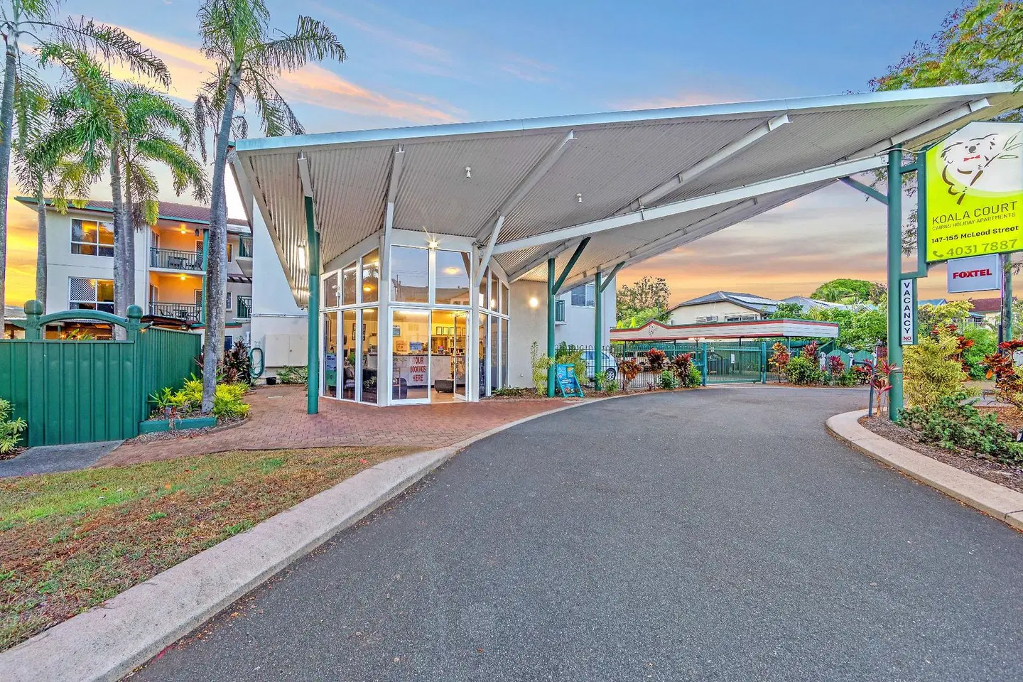 Koala Court Holiday Apartments Terrasse
