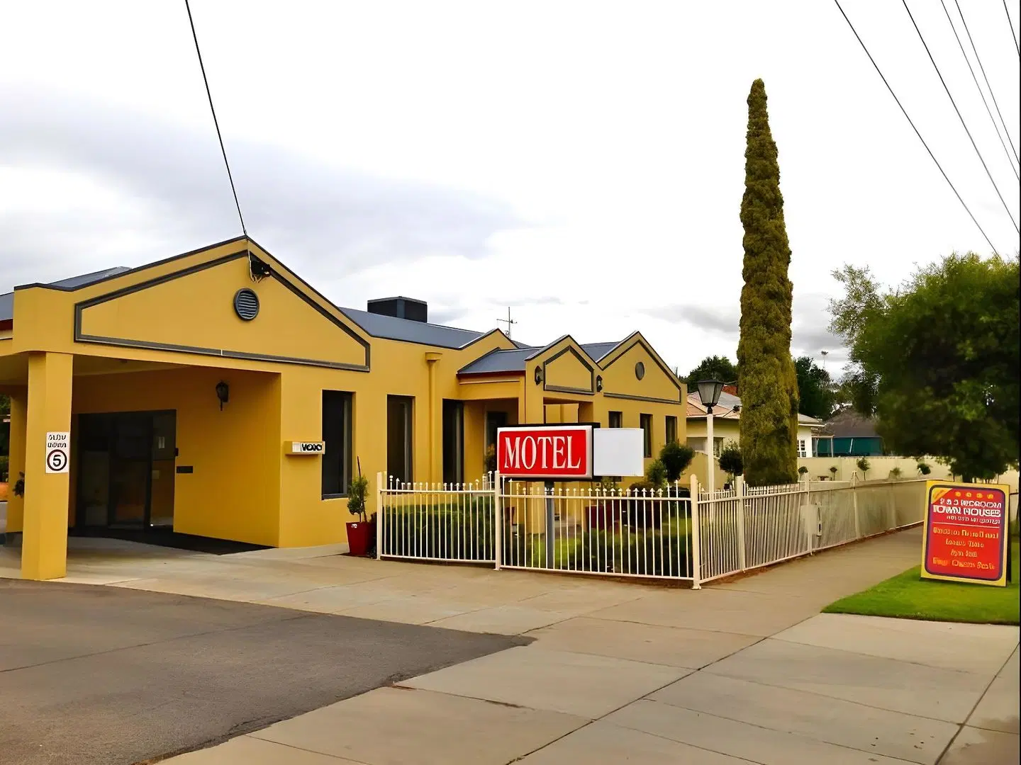 Kyabram Motor Inn EXTERIOR