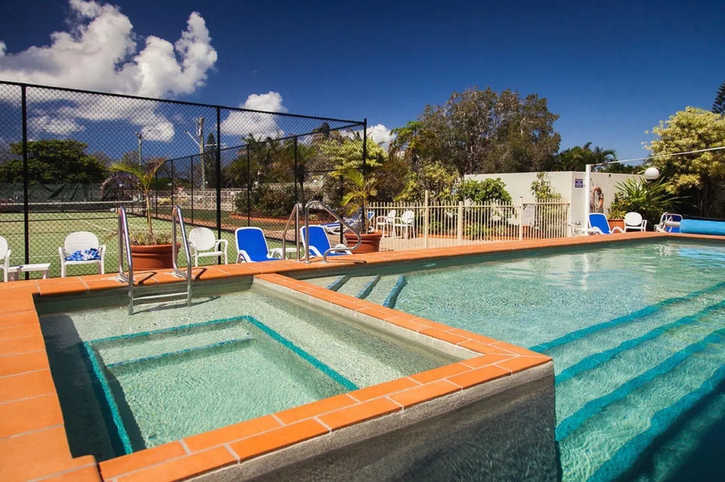 Elouera Tower OUTDOOR_POOL