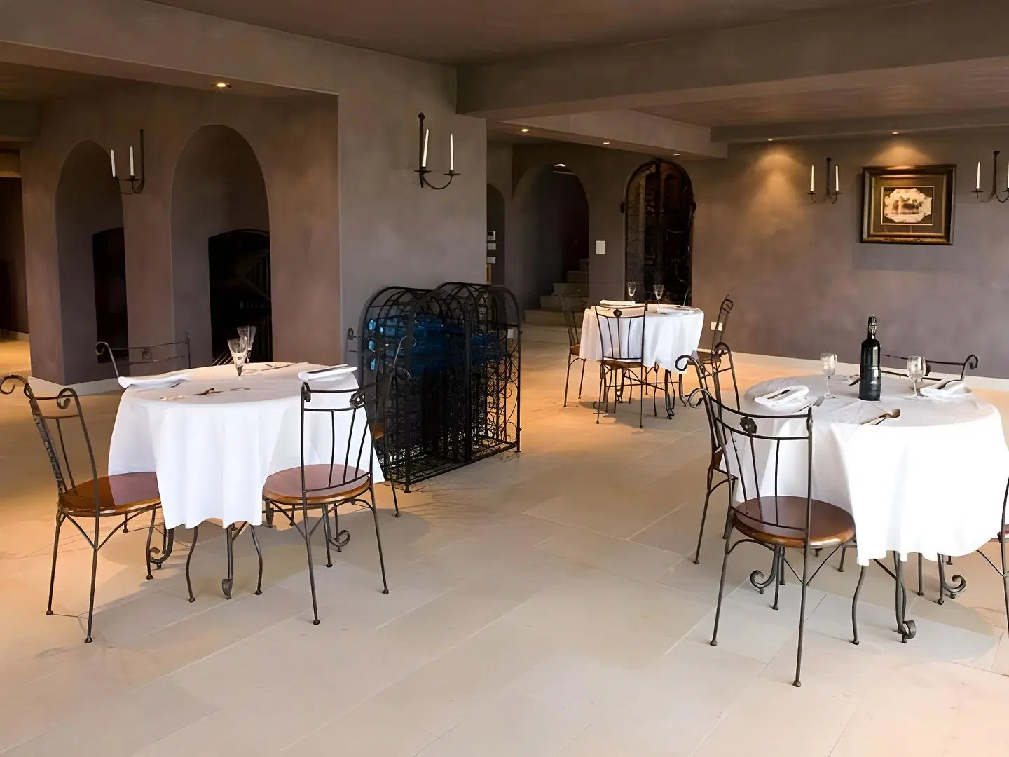 Victoria's At Ewingsdale Restaurant