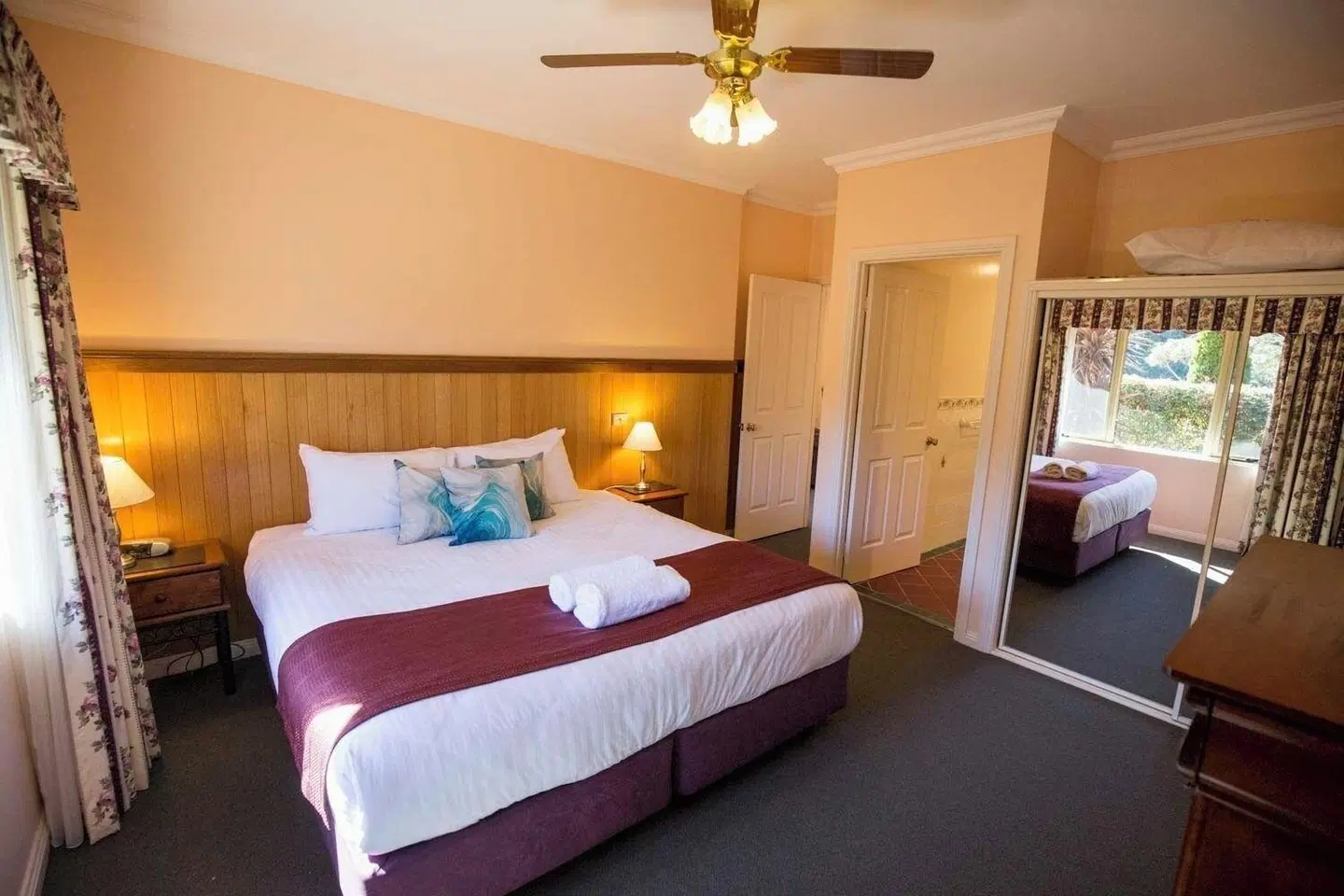 Robyns Nest ROOM_EXAMPLE
