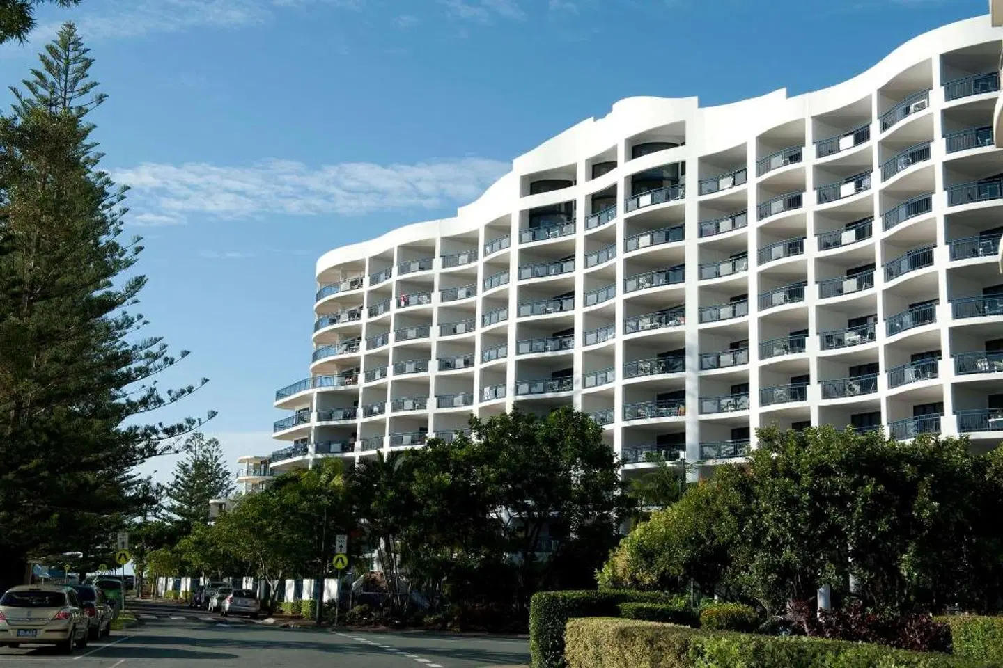 Ramada Resort by Wyndham Golden Beach EXTERIOR