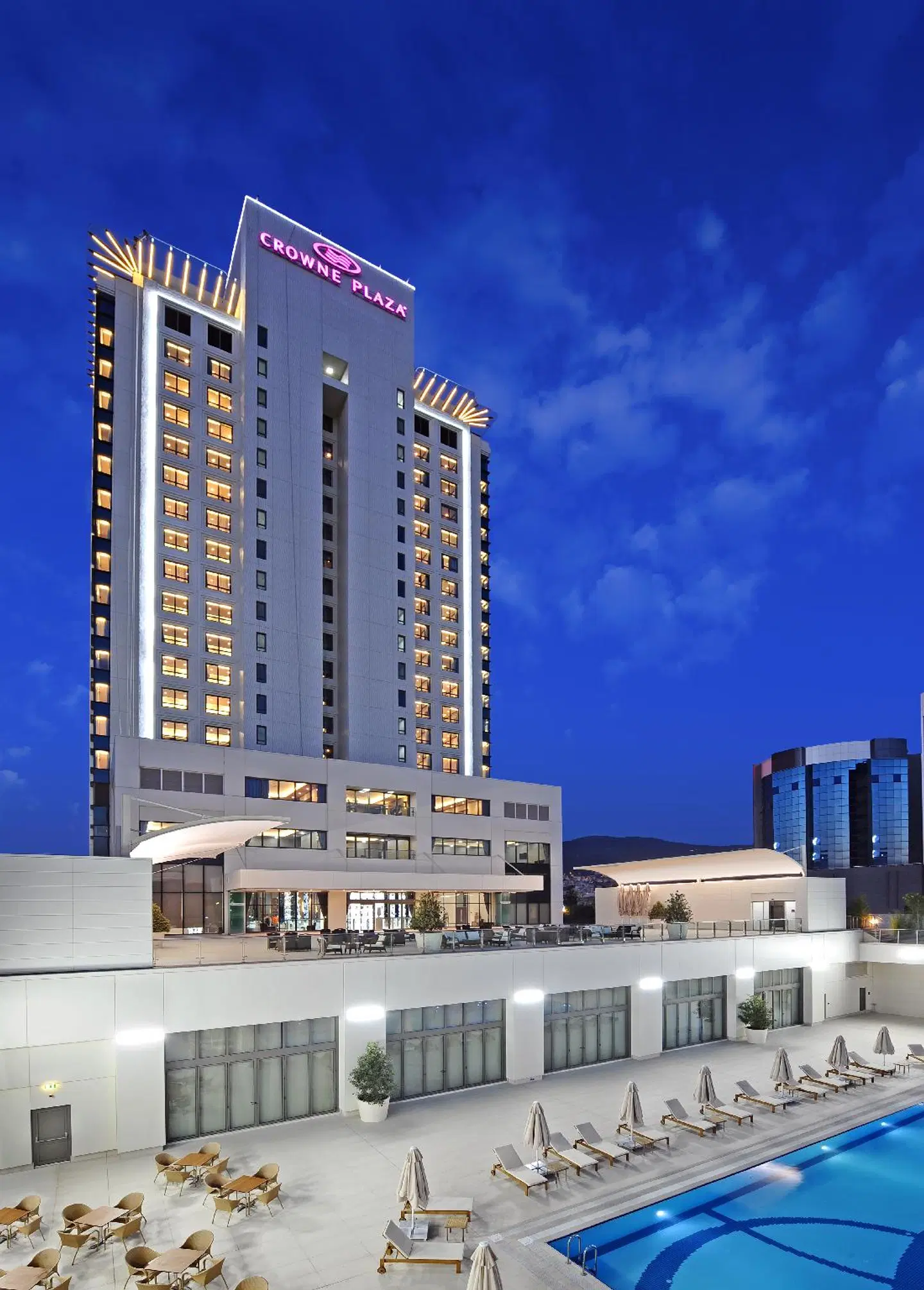 Crowne Plaza Bursa EXTERIOR