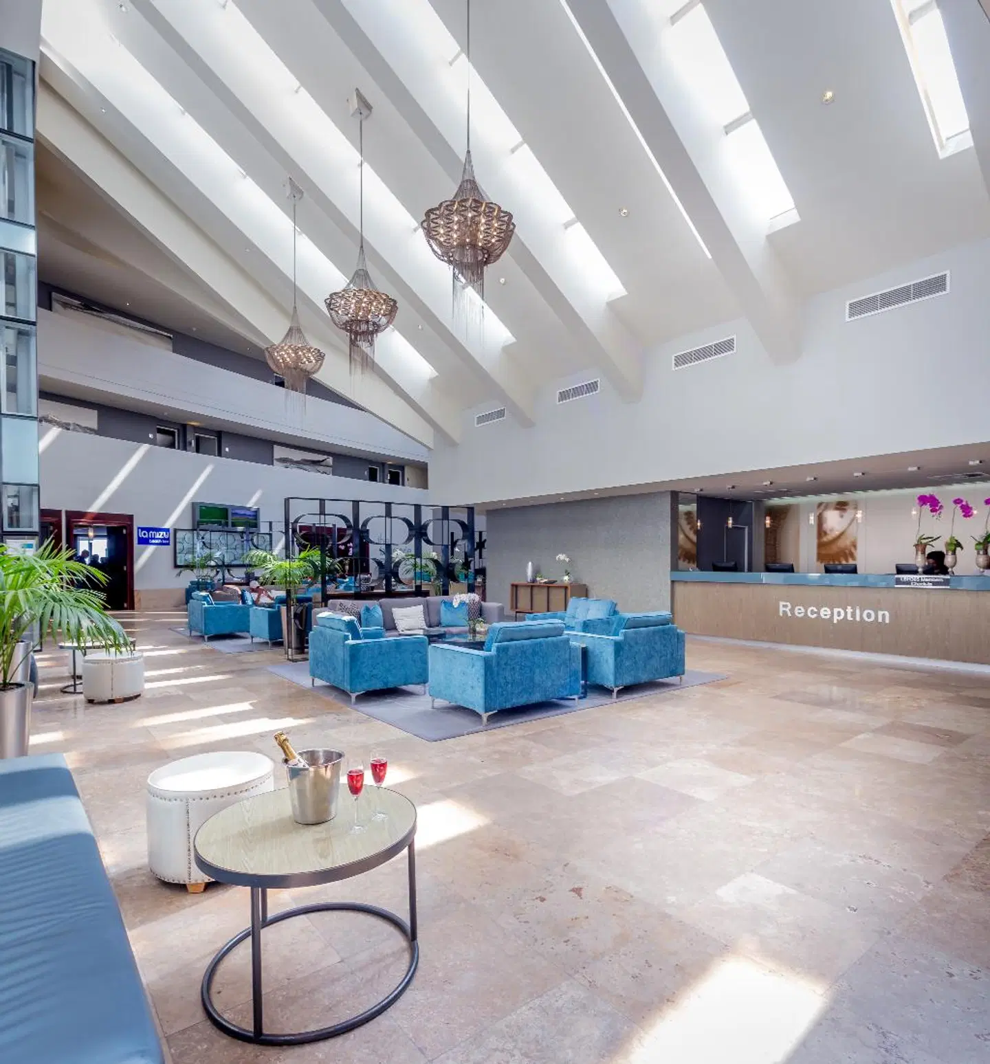Lagoon Beach Hotel Apartments LOUNGE_LOBBY