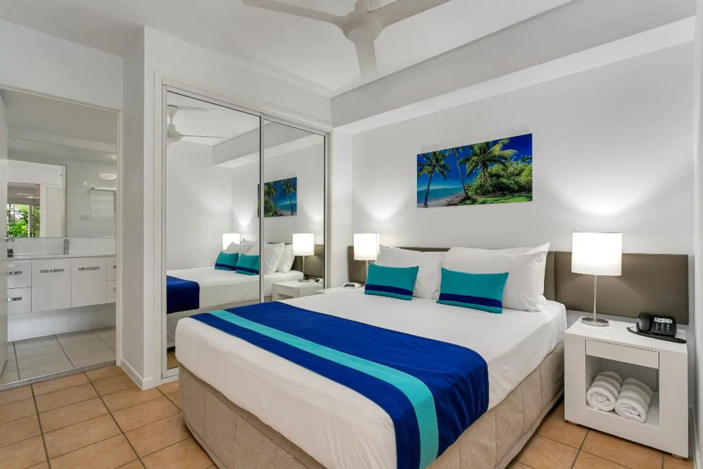 Port Douglas on Macrossan ROOM_EXAMPLE