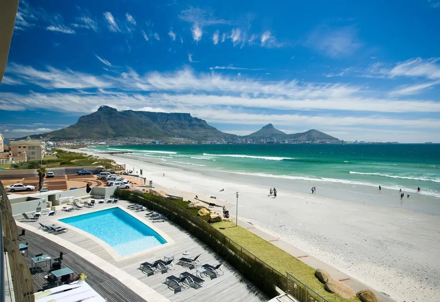 Lagoon Beach Hotel Apartments Strand