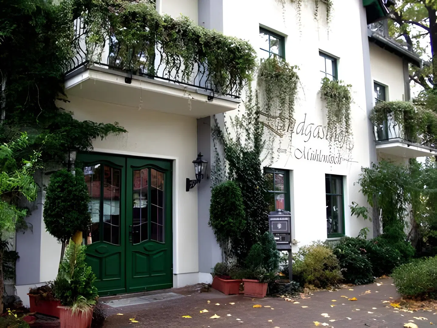 Landgasthof zum Muhlenteich EXTERIOR