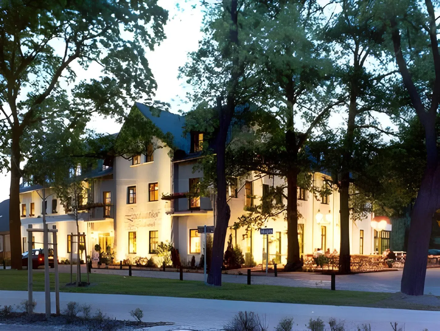 Landgasthof zum Muhlenteich EXTERIOR