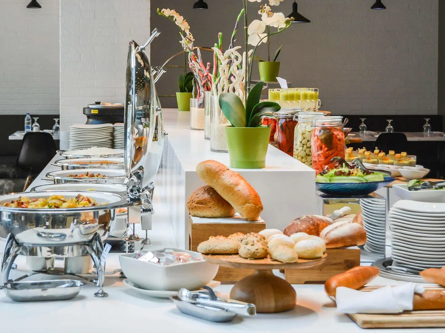ibis Styles Dubai Jumeira Restaurant