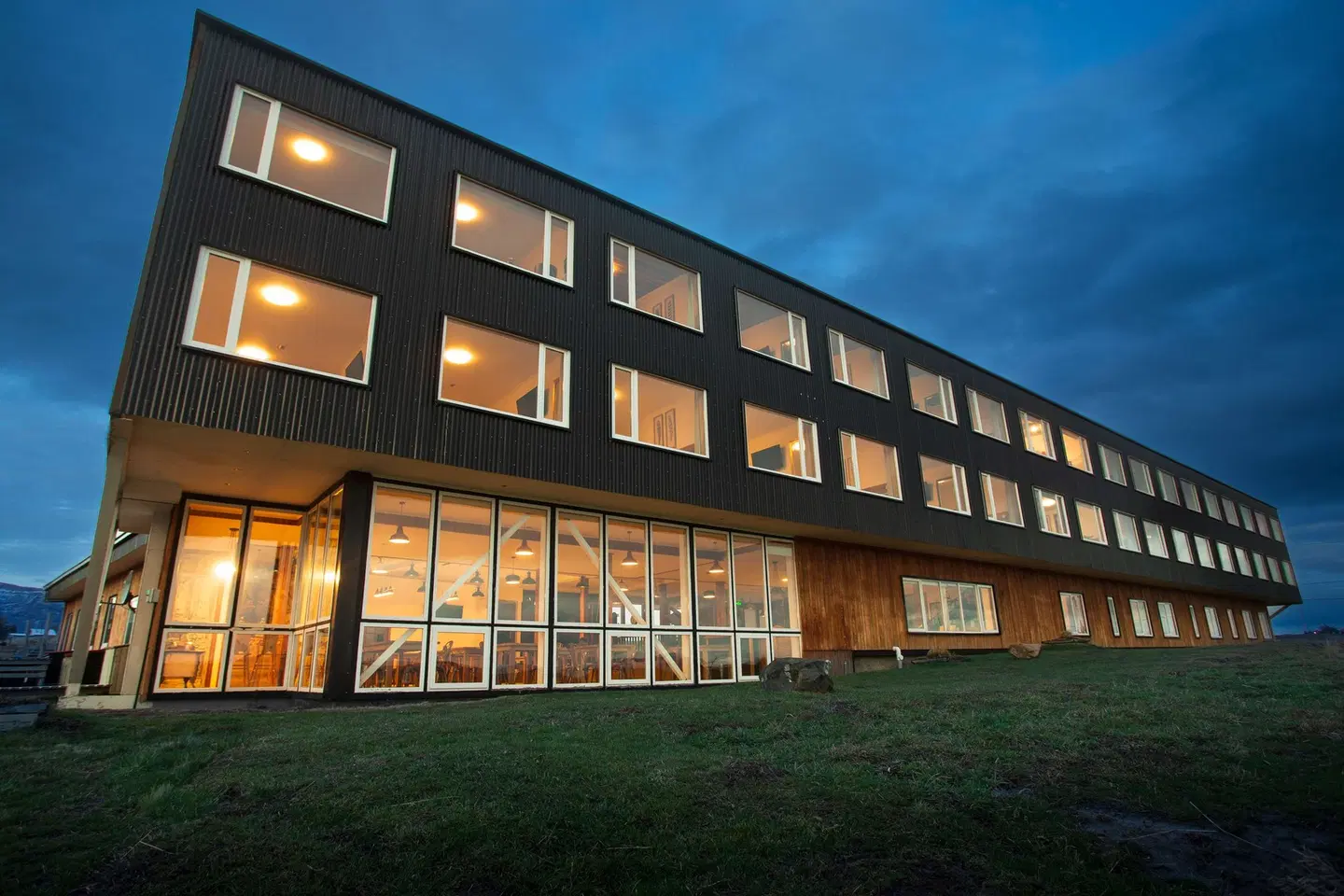 Best Western Patagonia EXTERIOR