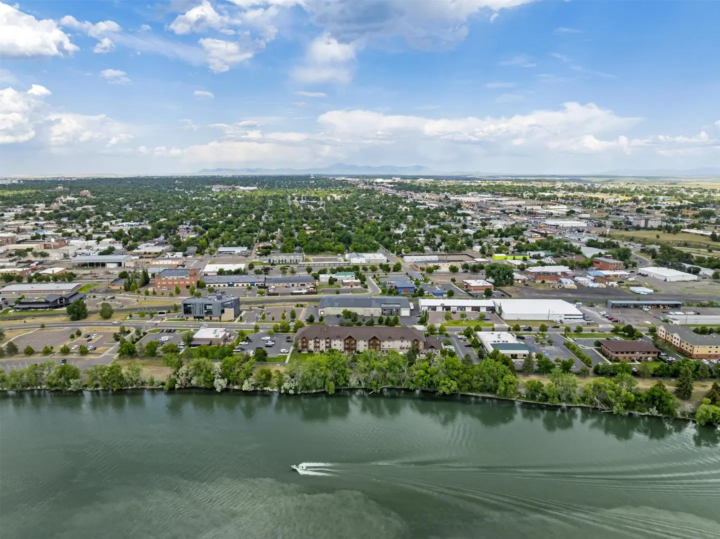 Best Western Plus Riverfront Hotel & Suites LANDSCAPE