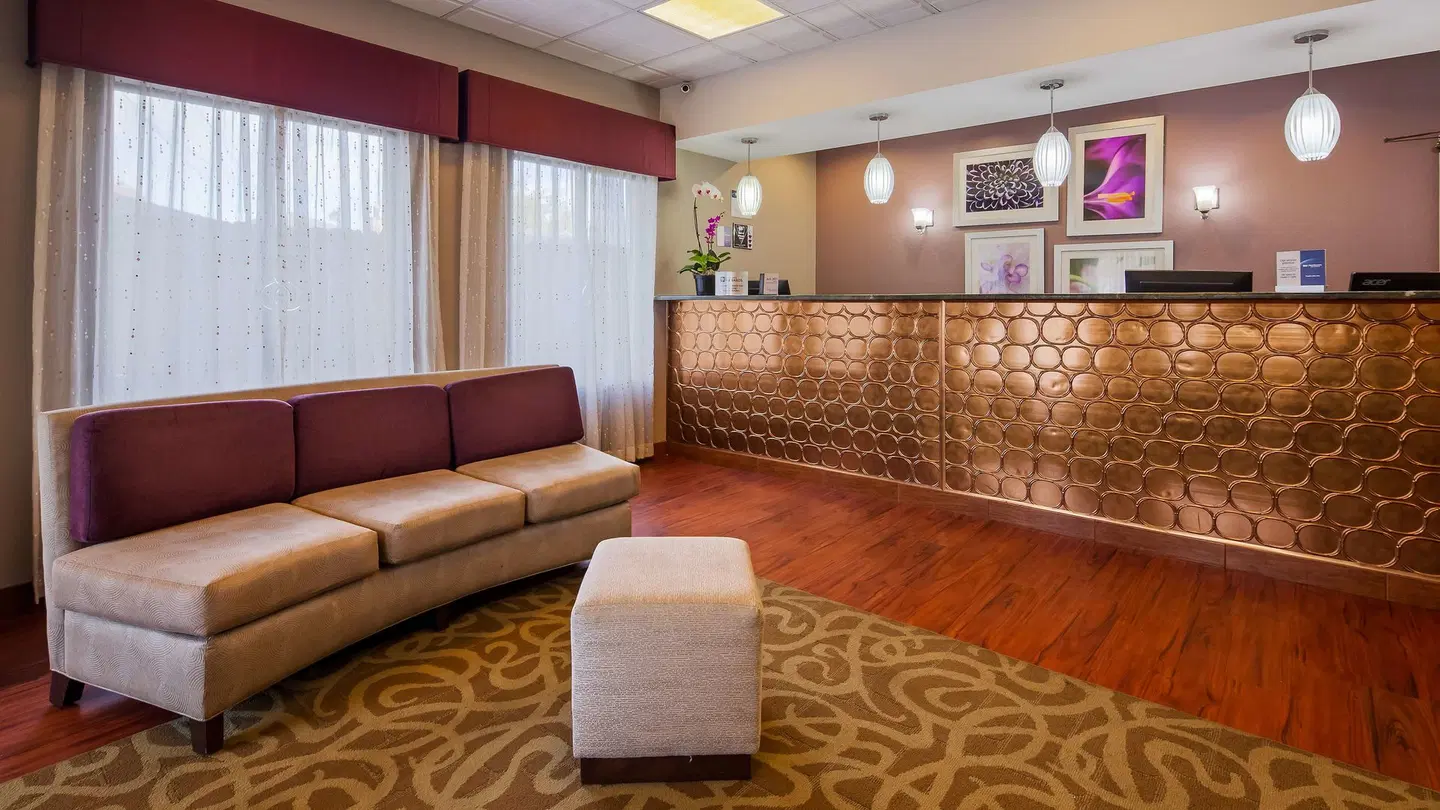 Best Western Plus O'hare International South Hotel LOUNGE_LOBBY