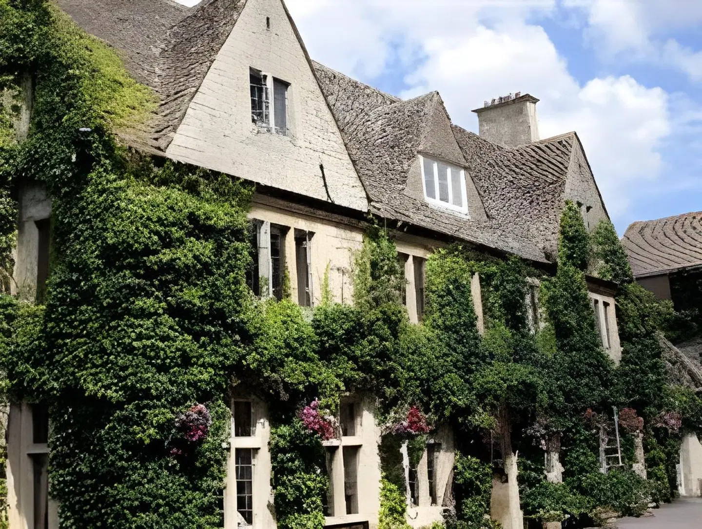 Hatton Court EXTERIOR