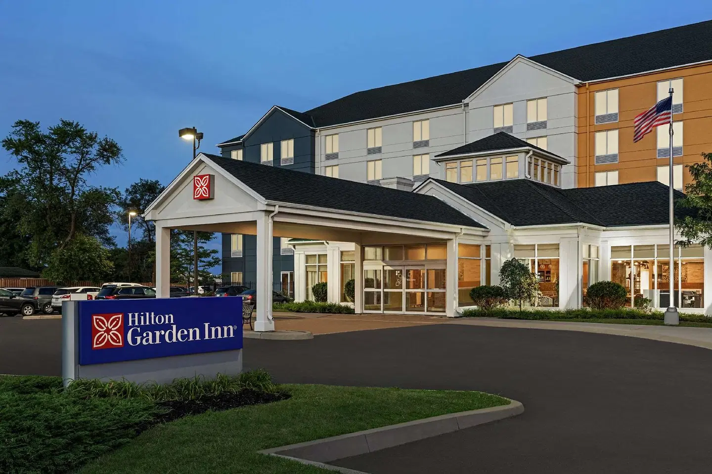 Hilton Garden Inn Kitchener/Cambridge EXTERIOR