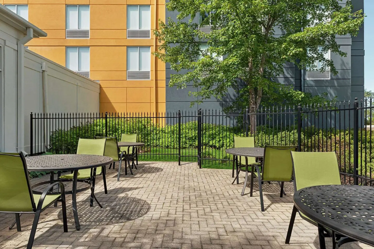 Hilton Garden Inn Kitchener/Cambridge Terrasse