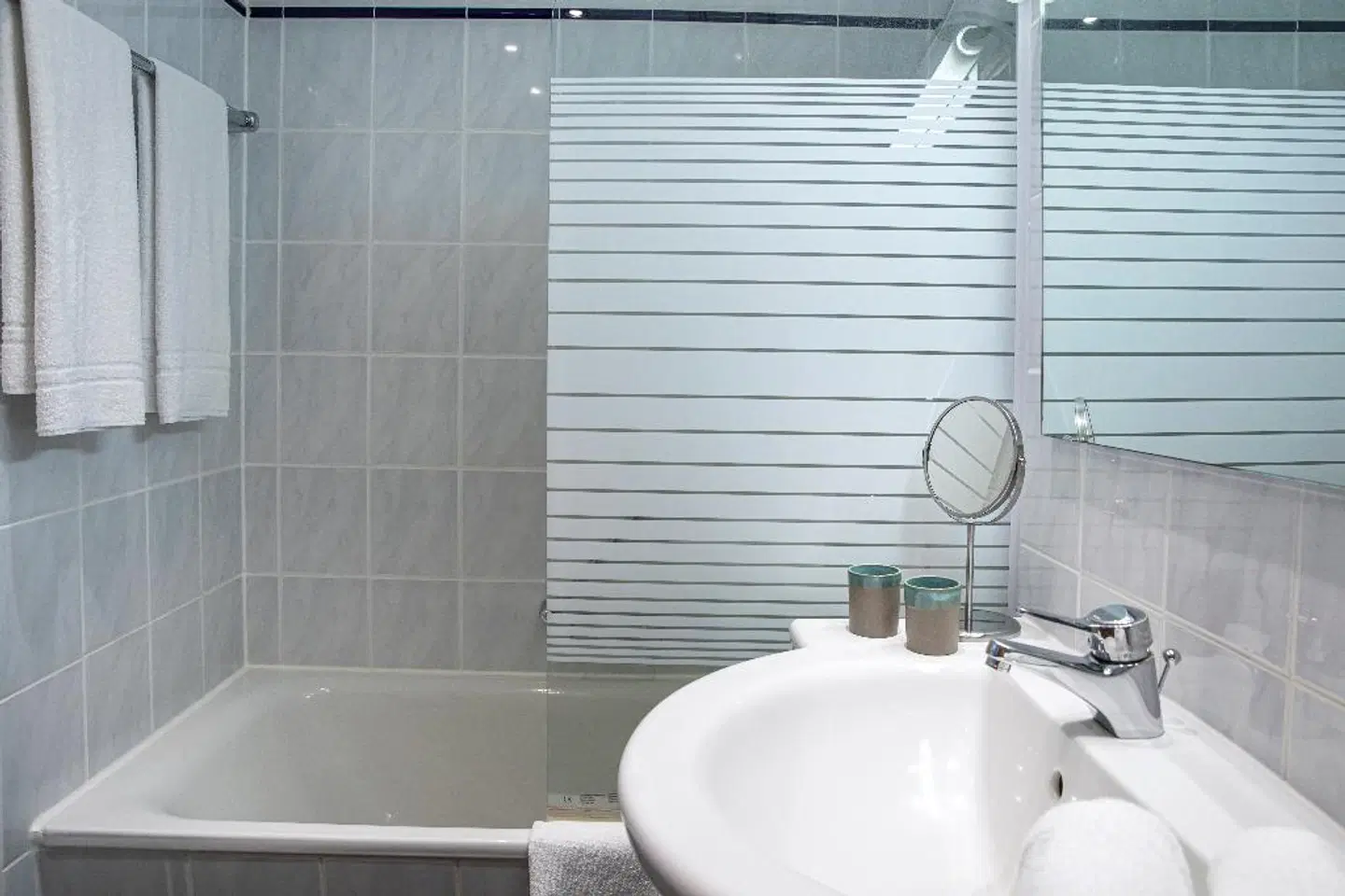 ACHAT Hotel Frankfurt Maintal Badezimmer
