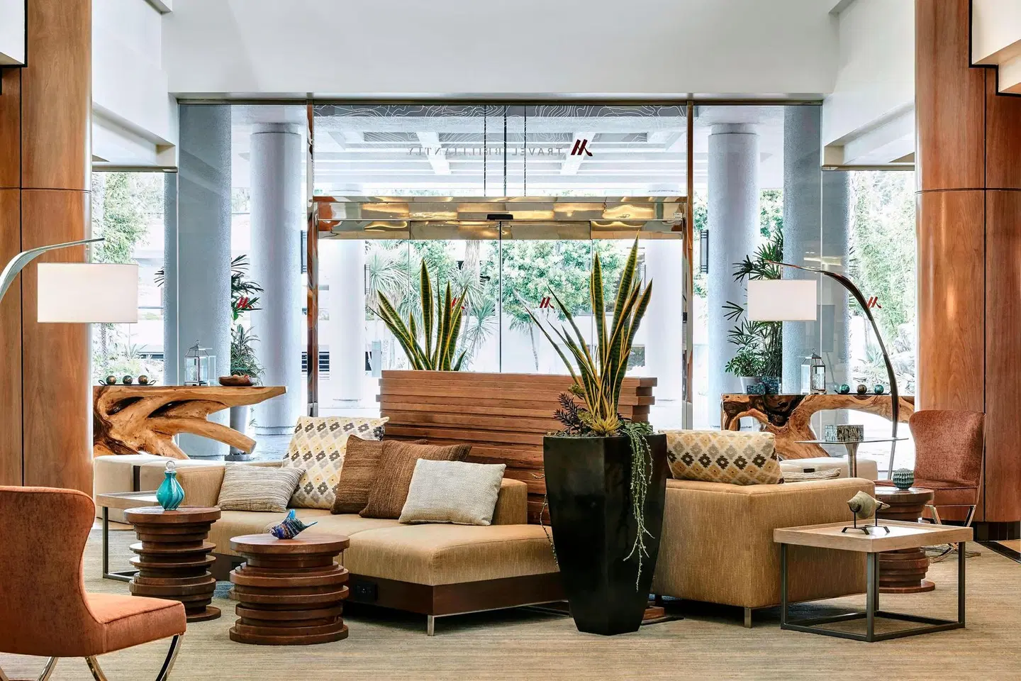 Torrance Marriott Redondo Beach LOUNGE_LOBBY