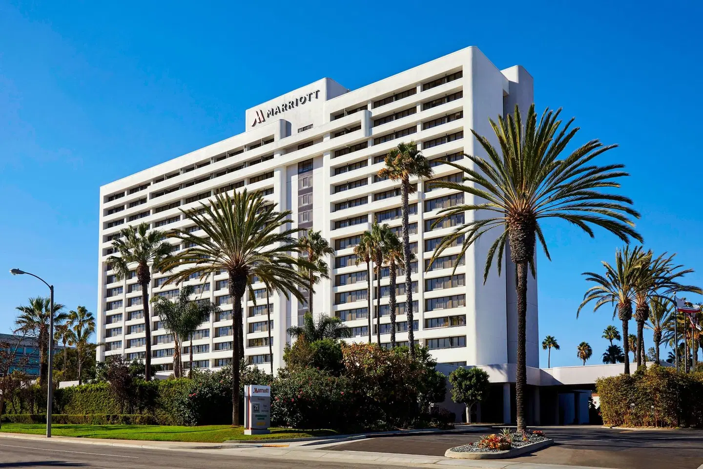 Torrance Marriott Redondo Beach EXTERIOR