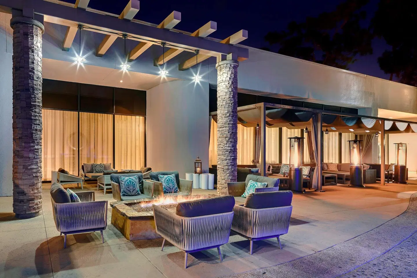 Torrance Marriott Redondo Beach LOUNGE_LOBBY
