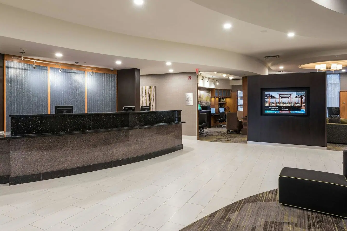 Courtyard by Marriott Toronto Vaughan LOUNGE_LOBBY