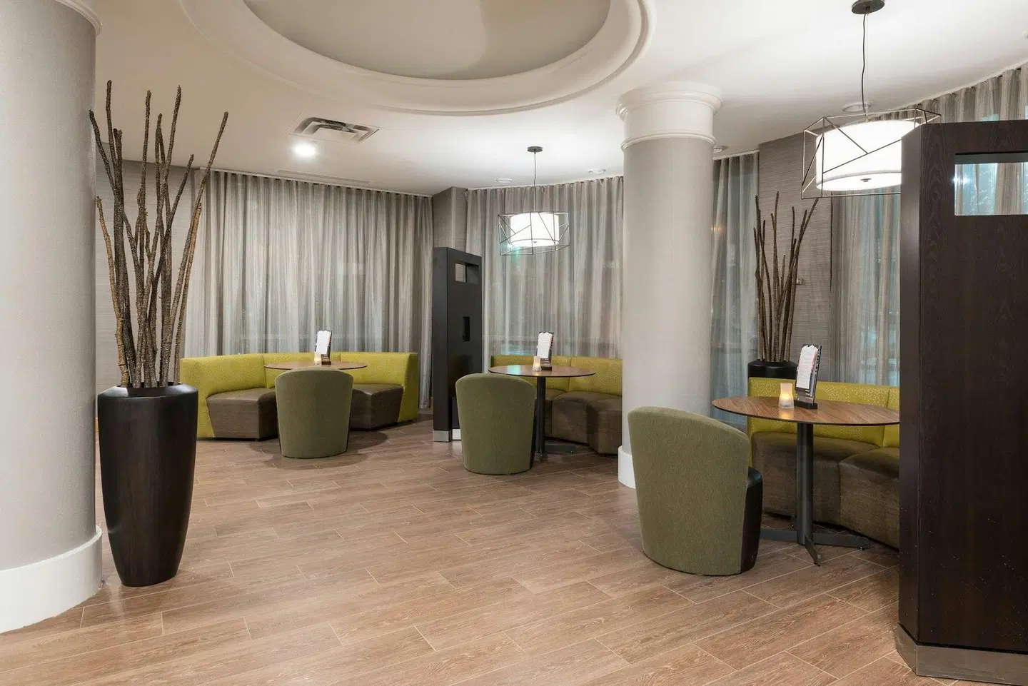Courtyard by Marriott Toronto Vaughan LOUNGE_LOBBY