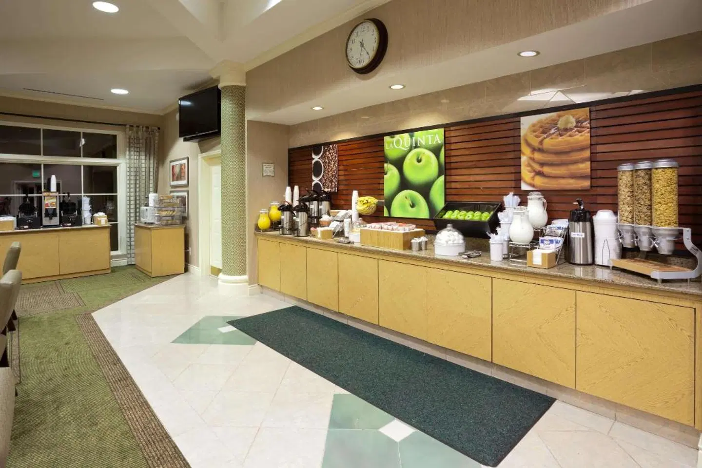 La Quinta Inn & Suites Salt Lake City Airport Bar