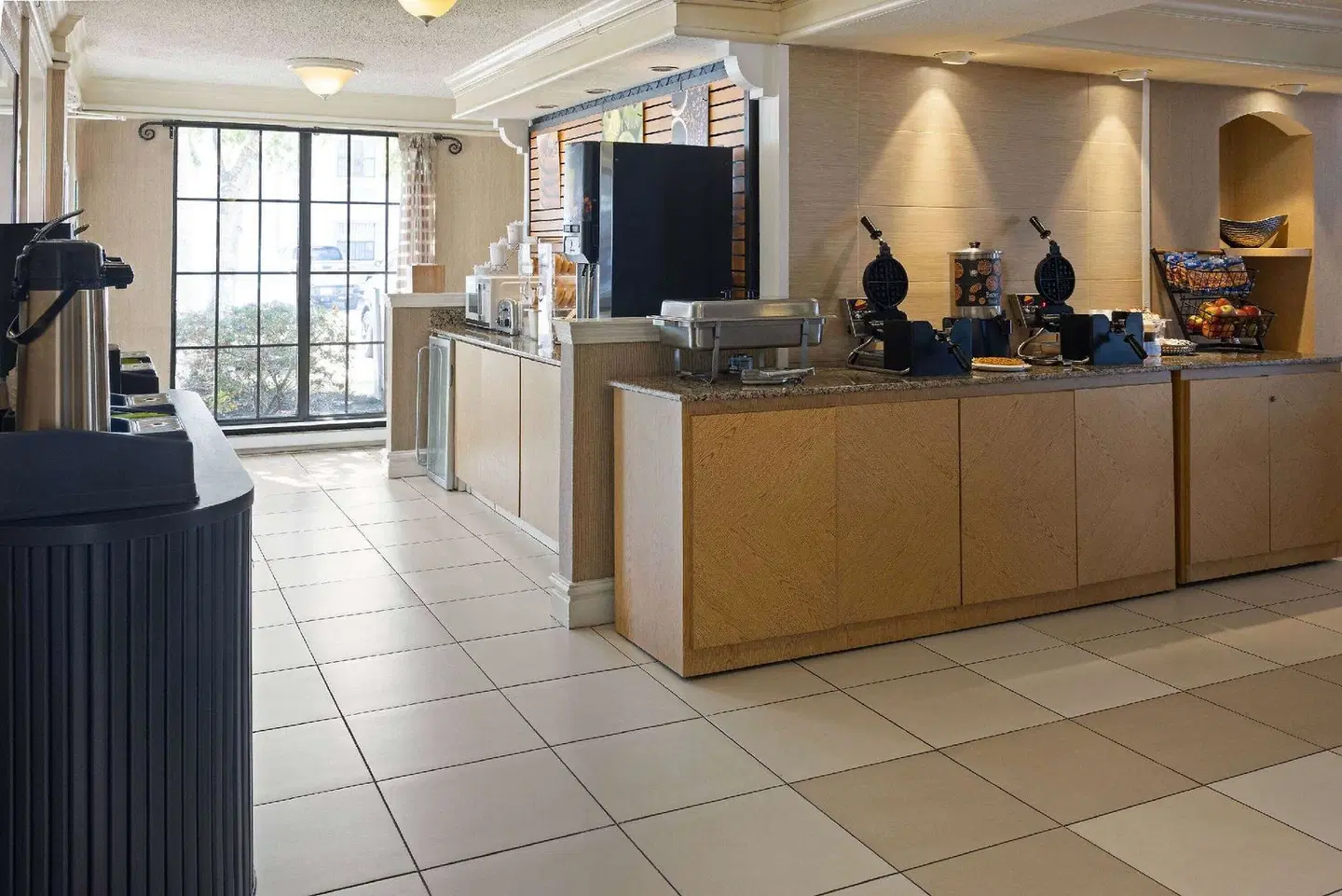 La Quinta Inn by Wyndham Pittsburgh Airport LOUNGE_LOBBY