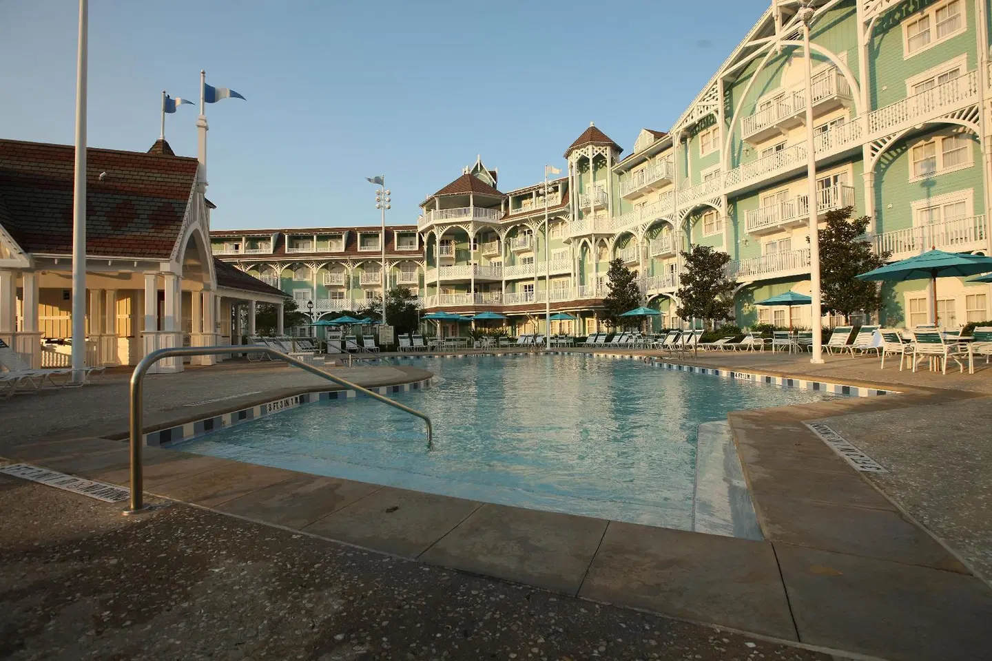 Disney's Beach Club Villas OUTDOOR_POOL