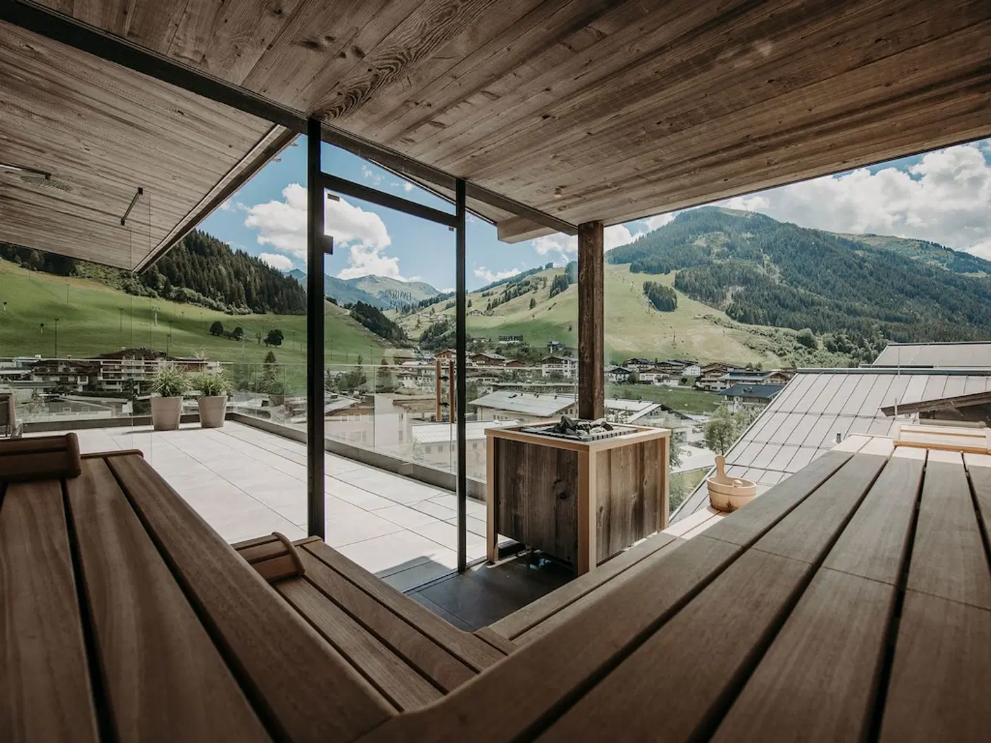 THE VIEW Saalbach HEALTH_BEAUTY