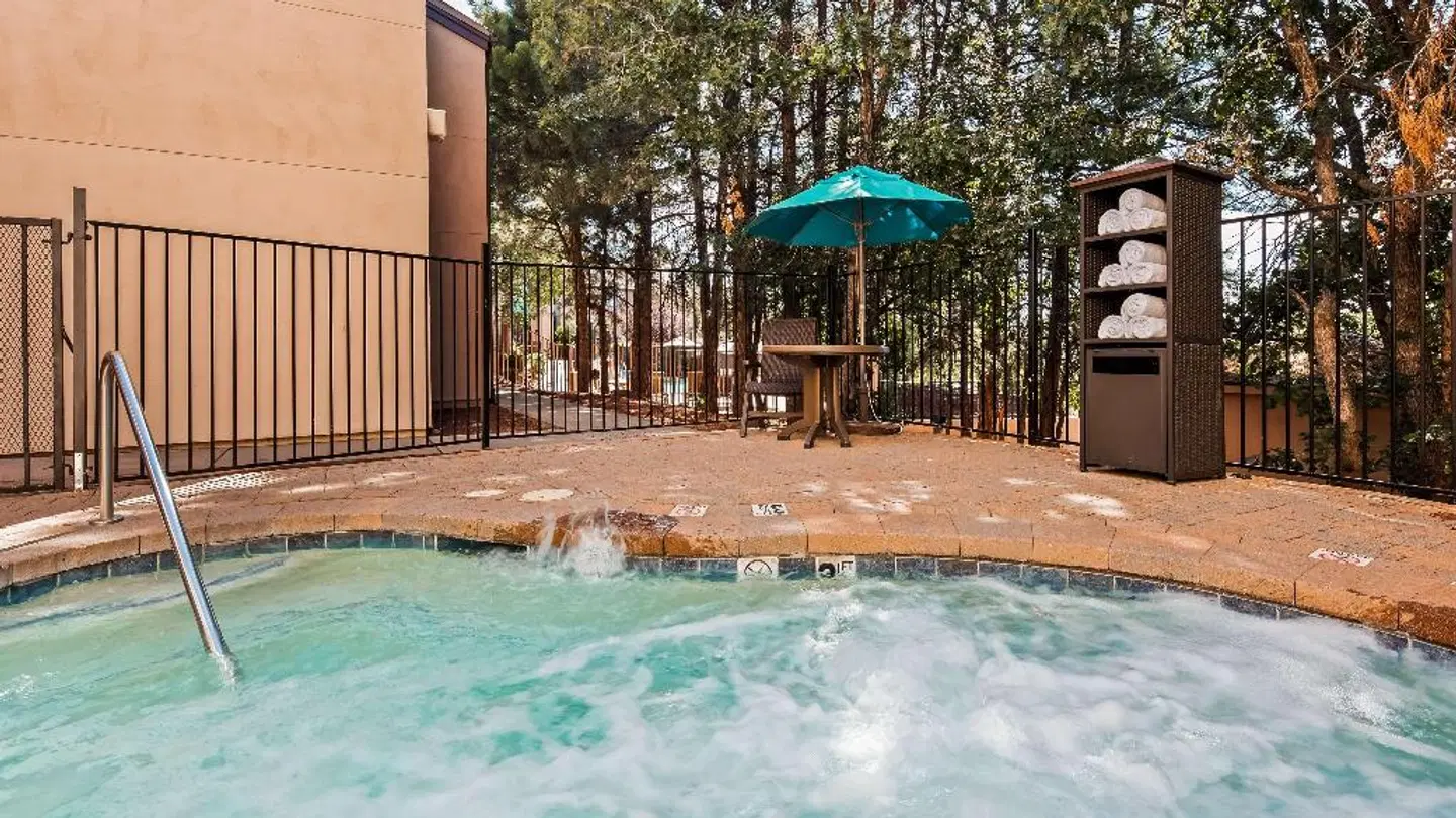 Best Western Plus Inn Of Williams OUTDOOR_POOL