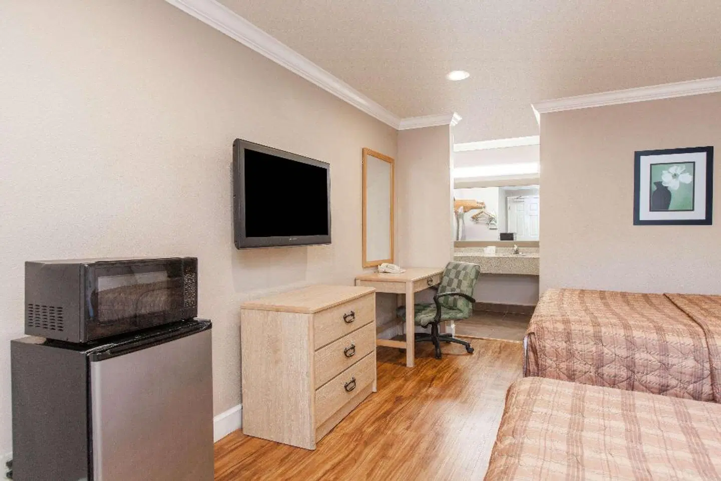 Days Inn by Wyndham San Francisco S/Oyster Point Airport ROOM_EXAMPLE