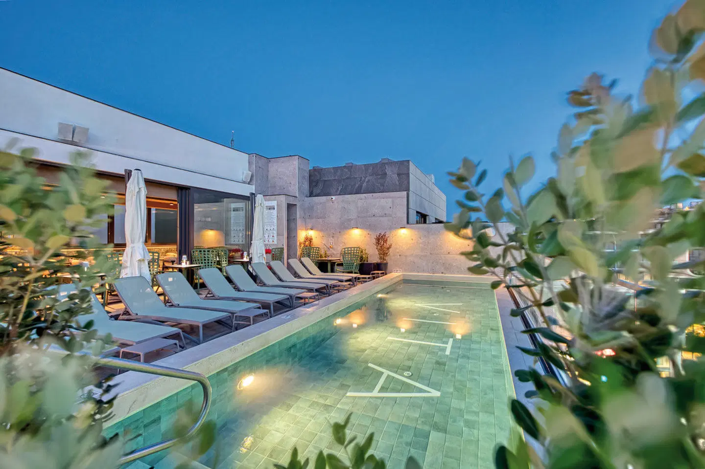 VITA Hotel & Rooftop OUTDOOR_POOL