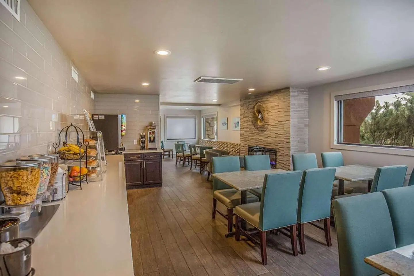 Baymont by Wyndham Durango Bar
