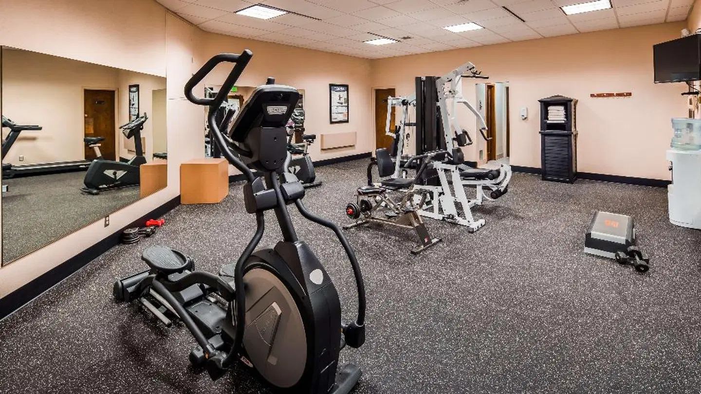 Best Western Lake Lucille Inn SPORTS_AND_LEISURE