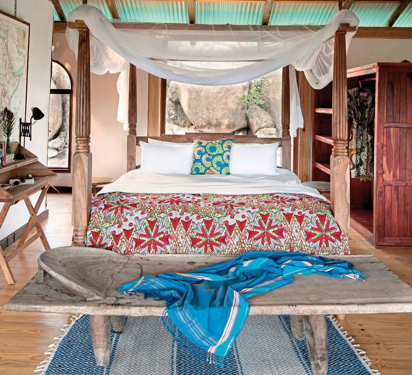 Kayelitshe House ROOM_EXAMPLE