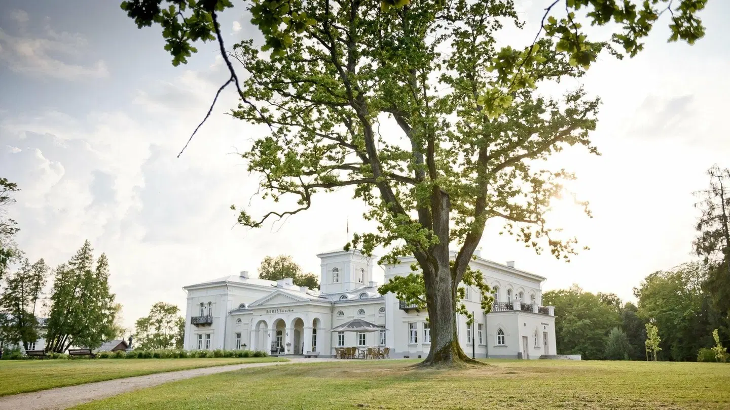 Burbiskio dvaras EXTERIOR