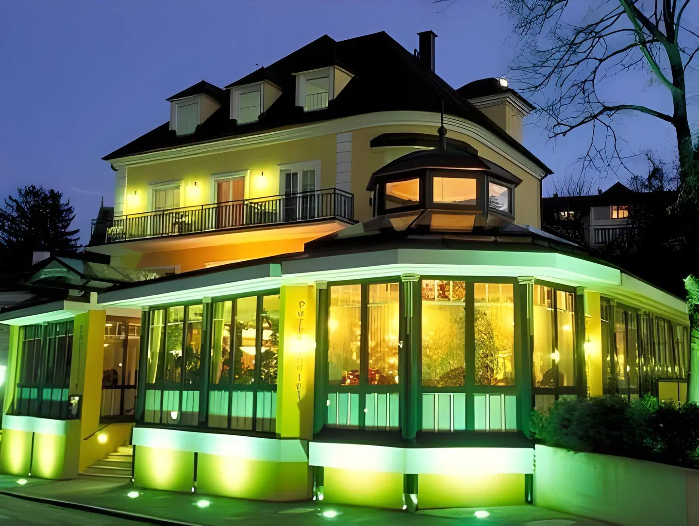Parkhotel Neubauer EXTERIOR