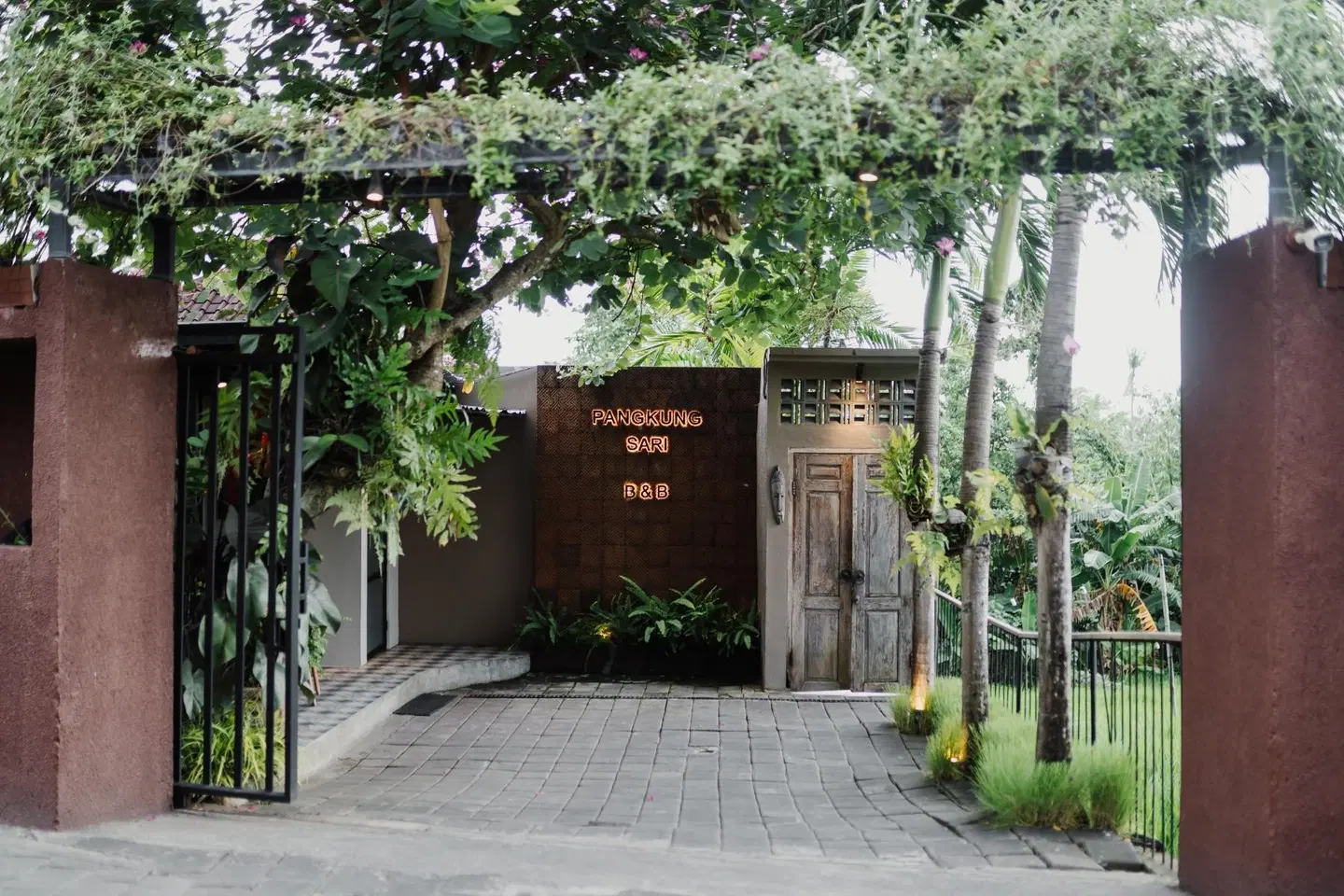 Pangkung Sari Bed and Breakfast Garten