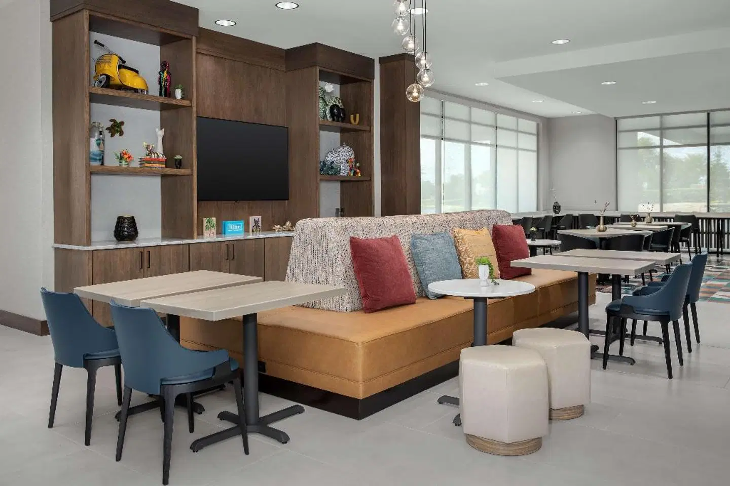 Hampton Inn Orlando Southeast Nona Bar