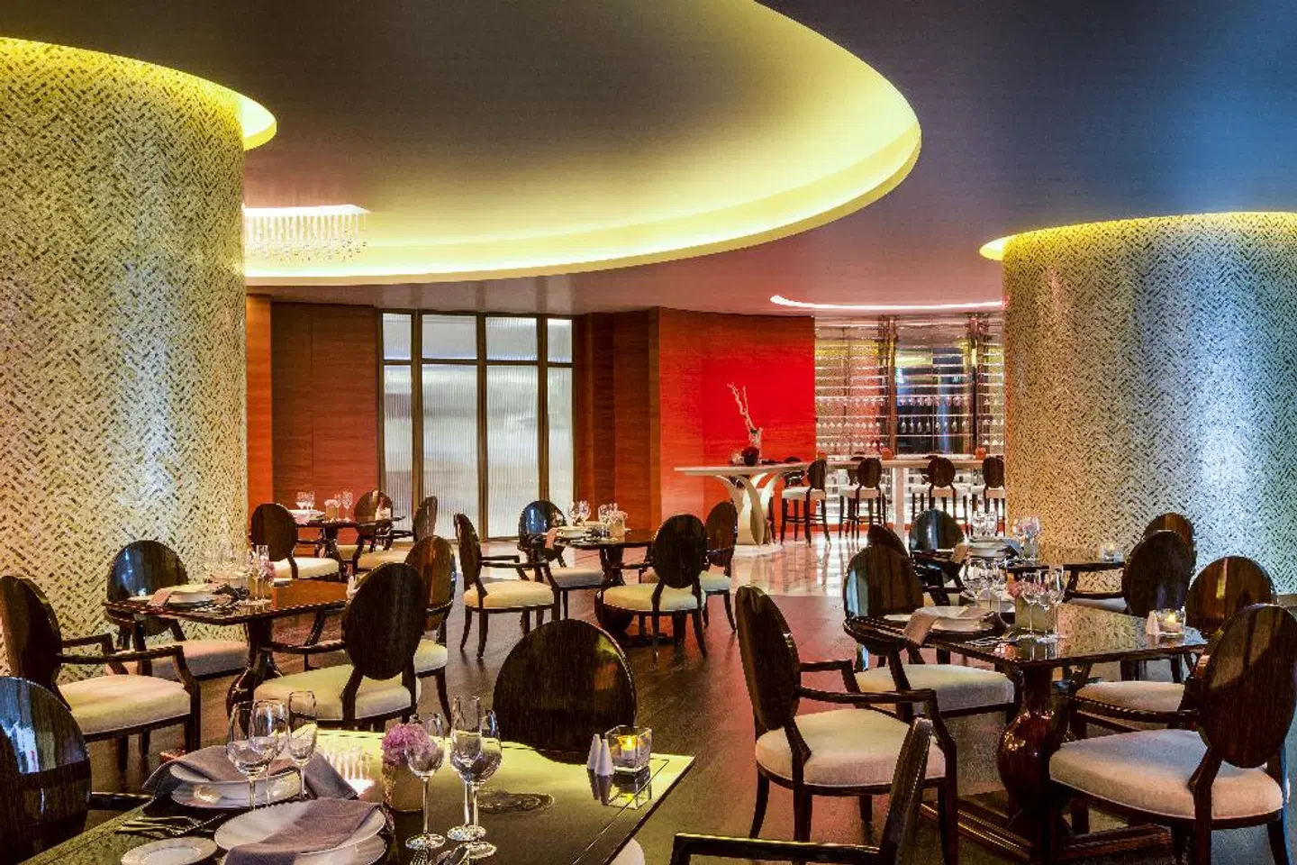 Bab Al Qasr Hotel Restaurant