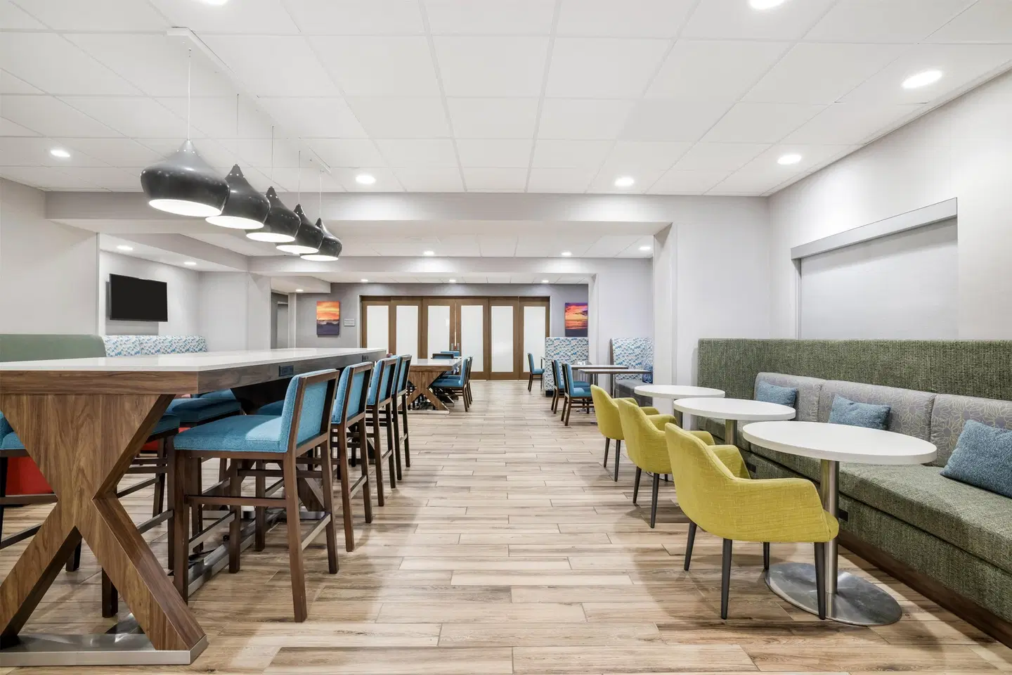 Hampton Inn Fort Myers Downtown Bar