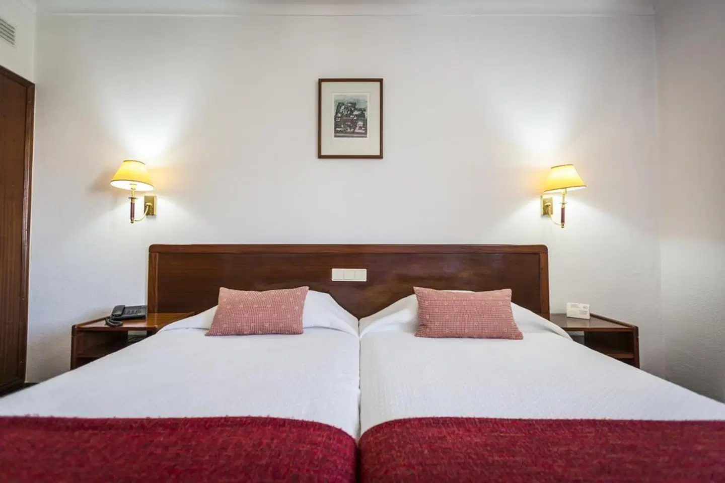 Arangues ROOM_EXAMPLE