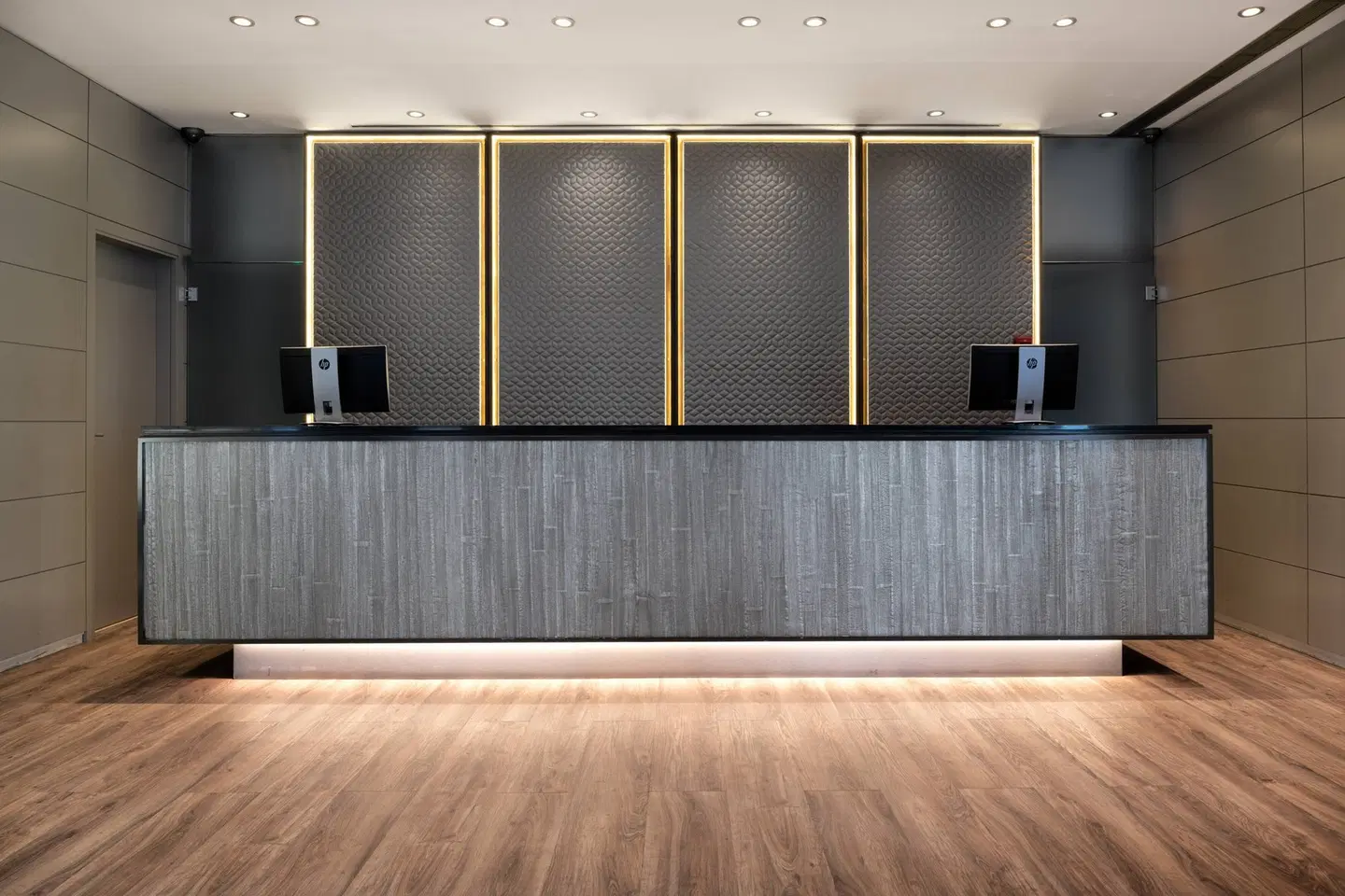 AC Hotel by Marriott A Coruna LOUNGE_LOBBY